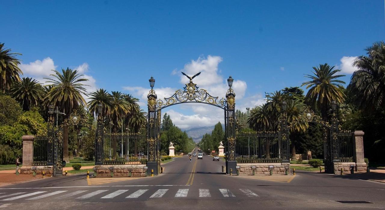 Piazza Mendoza Lägenhet Exteriör bild